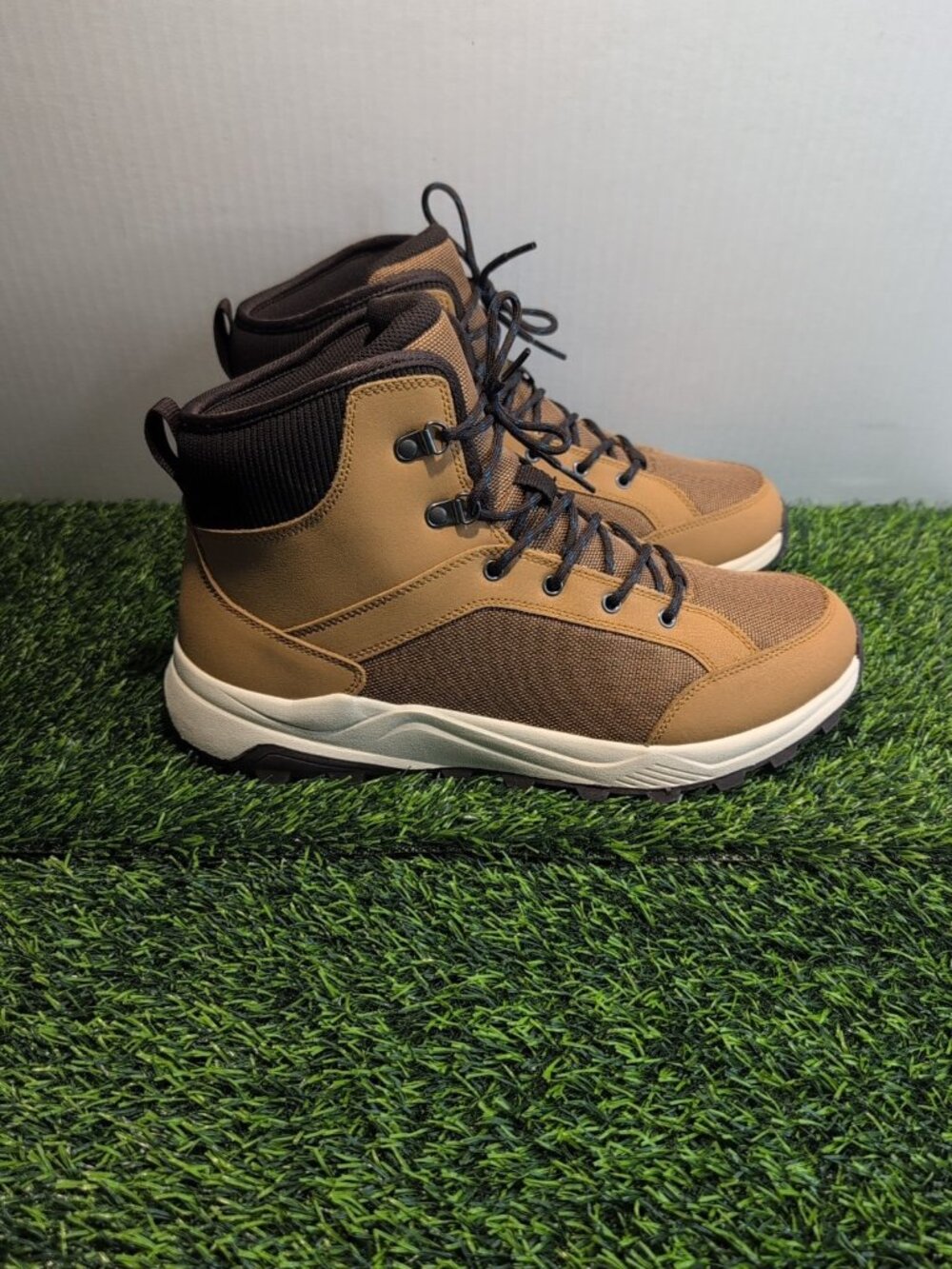 All In Motion Mens Doran Winter Hiker Boots Size 12 New